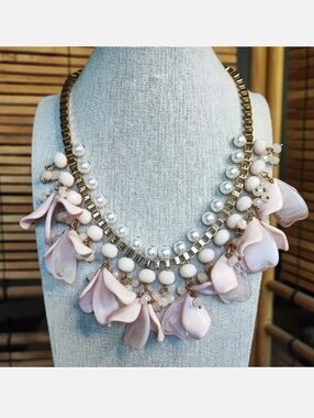 INC Nude Blush Pink Lucite Flower Petal Gold Tone Faux Pearl Rhinestone Necklace